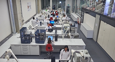 Balparmak Ar-Ge merkezi yenilikçi arı ürünlerini tüketicilerle buluşturuyor