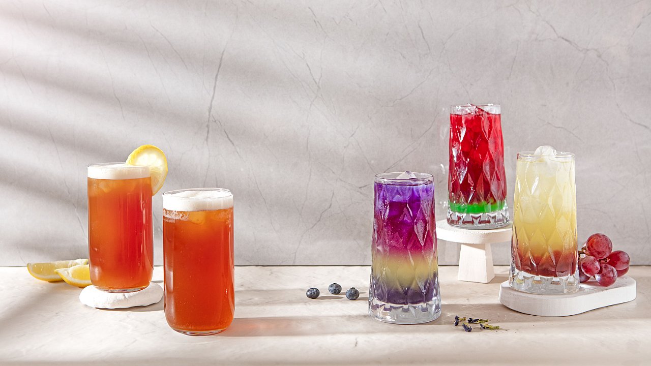 Özsüt'ten taze, doğal ve ferahlatıcı soğuk içecekler