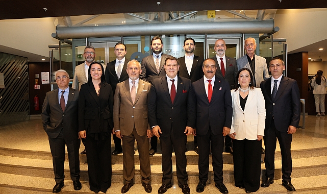 Ege Yaş Meyve Sebze İhracatçıları Birliği'nin Yeni Başkanı Cengiz Balık Oldu