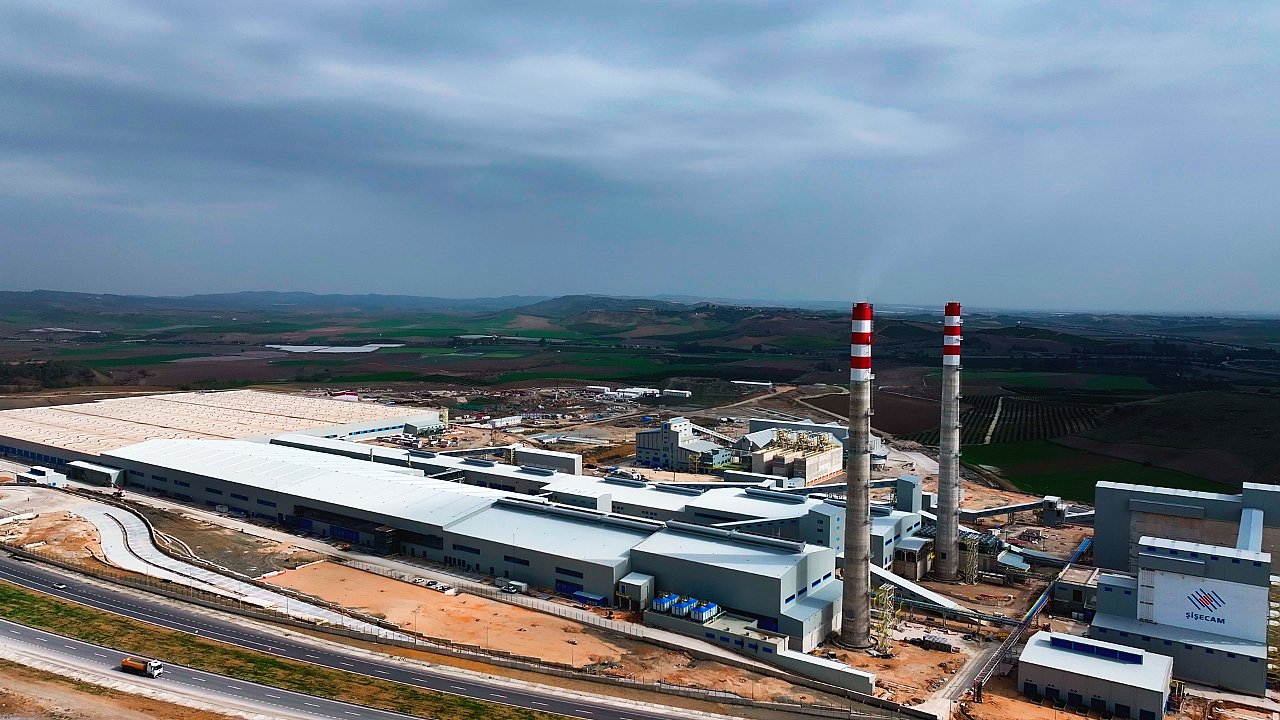 Şişecam, Tarsus Cam Üretim Üssünü yeni kaplamalı cam hattı ile zenginleştiriyor